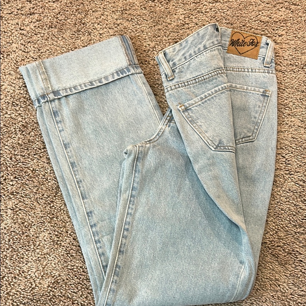 Light Blue never worn White Fox Wide leg xxs Jeans